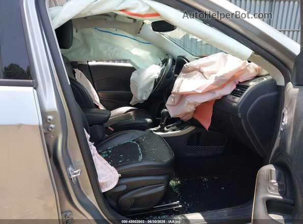 3C4NJDBB5LT129819 2020 JEEP COMPASS Серебряный Вид салона спереди