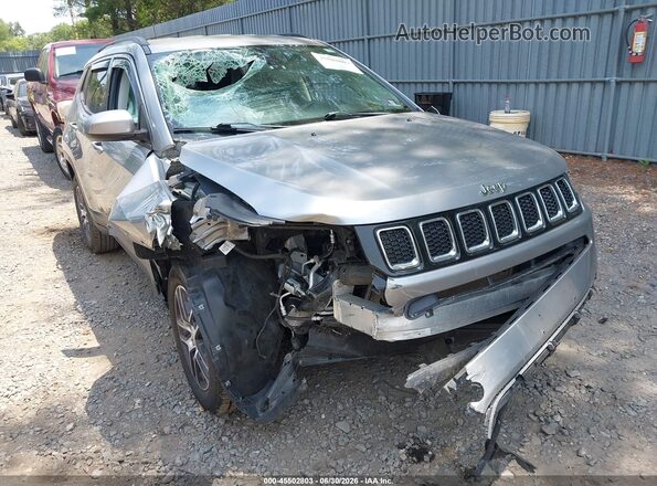 3C4NJDBB5LT129819 2020 JEEP COMPASS Серебряный Вид спереди