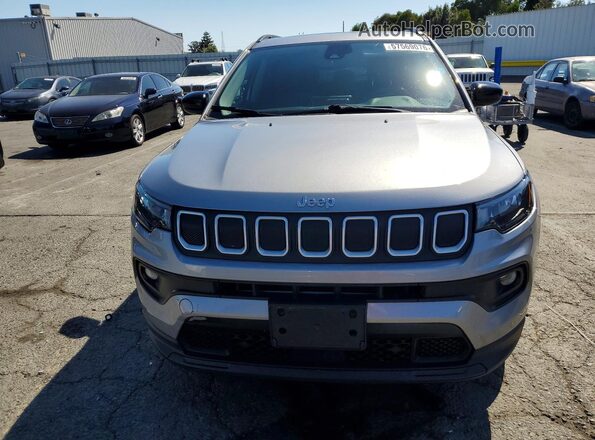 3C4NJDBB5NT128379 2022 JEEP COMPASS Silver Вид спереду