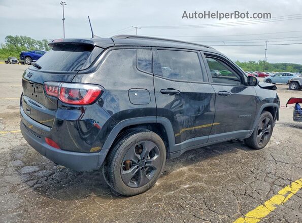 3C4NJDBB6JT298714 2018 JEEP COMPASS Черный Задняя правая четверть