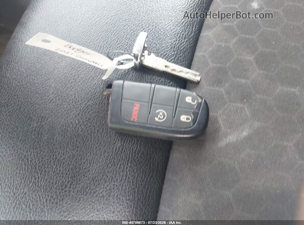 3C4NJDBB6MT515523 2021 JEEP COMPASS Черный Вид панели приборов