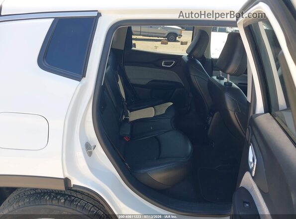 3C4NJDBB6NT128018 2022 JEEP COMPASS White Вид наклейки з VIN-кодом