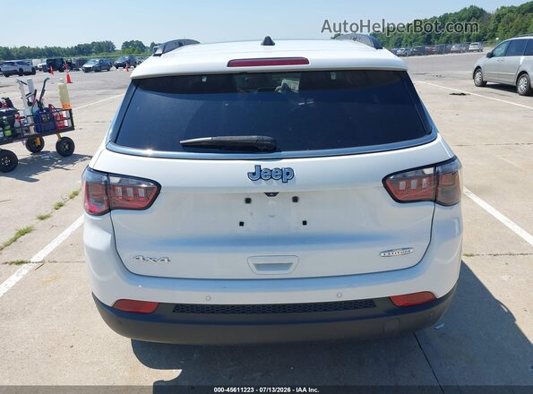 3C4NJDBB6NT128018 2022 JEEP COMPASS White 