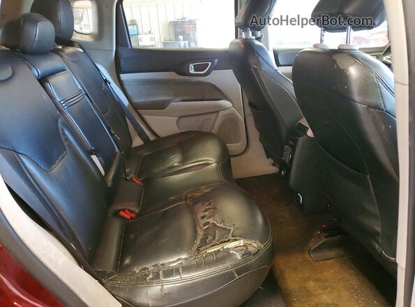 3C4NJDBB6NT131050 2022 JEEP COMPASS Burgundy Rear interior view