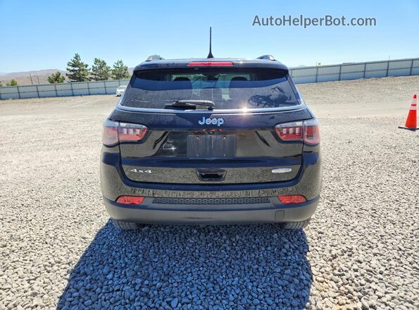 3C4NJDBB7JT114767 2018 JEEP COMPASS Black Rear view