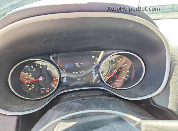 3C4NJDBB7JT114767 2018 JEEP COMPASS Black Instrument cluster view