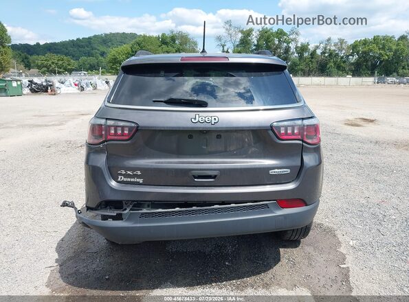 3C4NJDBB7JT400618 2018 JEEP COMPASS Gray 