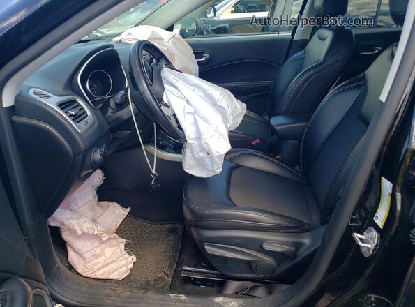 3C4NJDBB7KT828027 2019 JEEP COMPASS Black Вид салону спереду