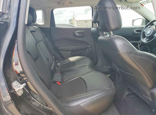 3C4NJDBB7LT117025 2020 JEEP COMPASS Черный Вид задней части салона