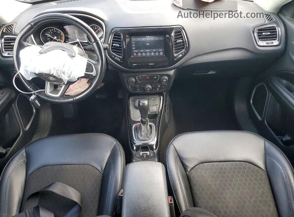 3C4NJDBB7MT533786 2021 JEEP COMPASS White Widok deski rozdzielczej