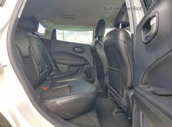3C4NJDBB7MT533786 2021 JEEP COMPASS White Widok wnętrza z tyłu