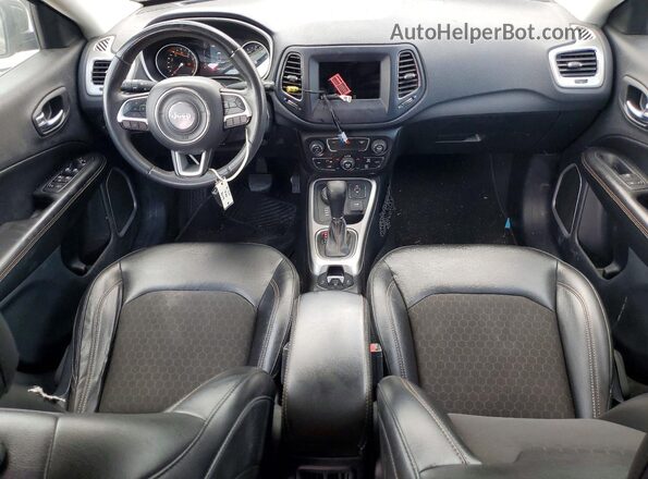 3C4NJDBB7MT543511 2021 JEEP COMPASS Black Vista del salpicadero