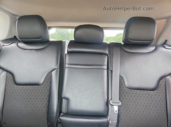 3C4NJDBB8HT679992 2017 JEEP COMPASS Black Vista de los asientos traseros