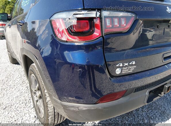 3C4NJDBB8HT692452 2017 JEEP COMPASS Dark Blue Front view