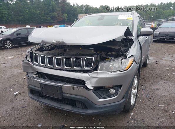 3C4NJDBB8JT113420 2018 JEEP COMPASS Silver წინა ხედი
