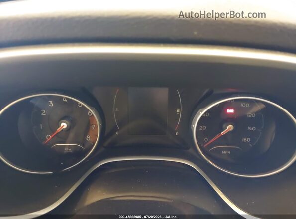 3C4NJDBB8JT283826 2018 JEEP COMPASS Green Rear seats view