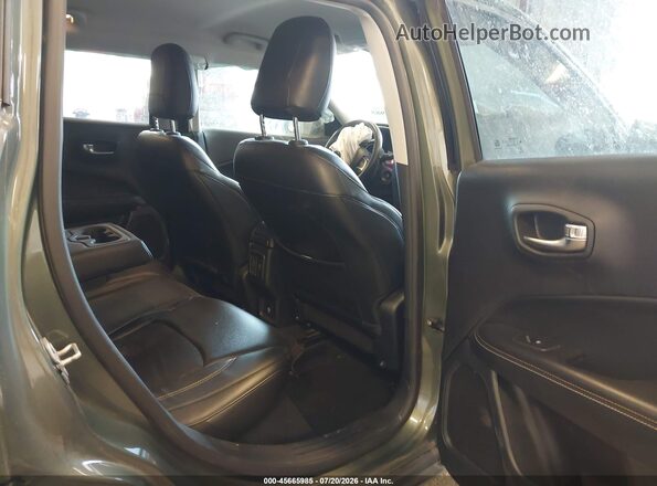 3C4NJDBB8JT283826 2018 JEEP COMPASS Green VIN sticker view