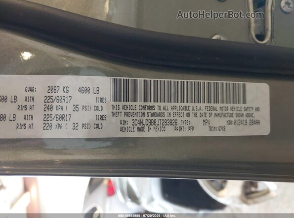 3C4NJDBB8JT283826 2018 JEEP COMPASS Green Engine compartment view