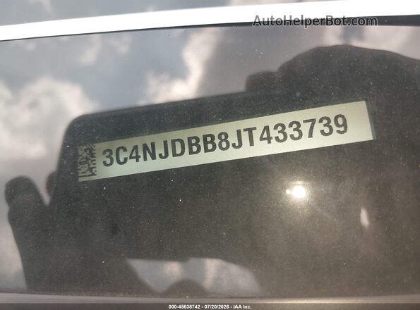 3C4NJDBB8JT433739 2018 JEEP COMPASS Silver Engine compartment view