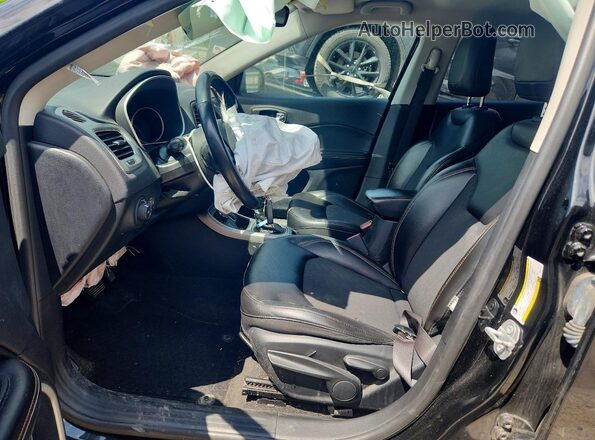 3C4NJDBB8KT628841 2019 JEEP COMPASS Black Front interior view