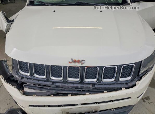 3C4NJDBB8KT728955 2019 JEEP COMPASS White Widok komory silnika
