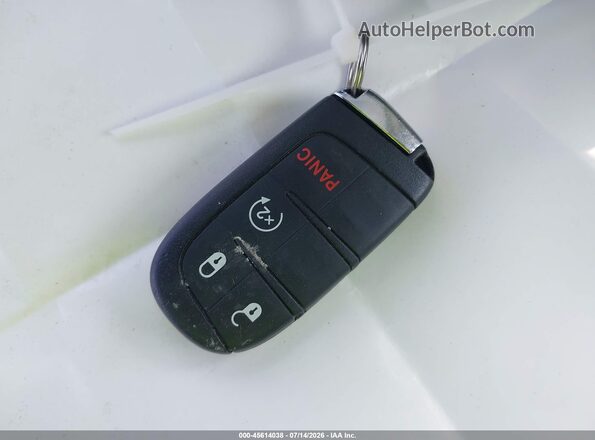 3C4NJDBB8KT850876 2019 JEEP COMPASS White Widok deski rozdzielczej