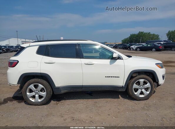 3C4NJDBB8KT850876 2019 JEEP COMPASS White Widok wnętrza 360 stopni