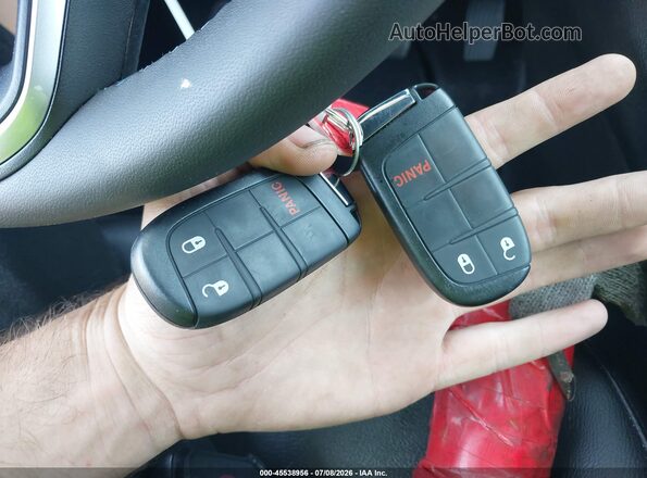 3C4NJDBB8NT230744 2022 JEEP COMPASS Black Dashboard view