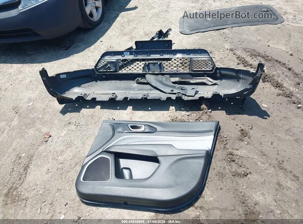 3C4NJDBB8NT230744 2022 JEEP COMPASS Black Instrument cluster view