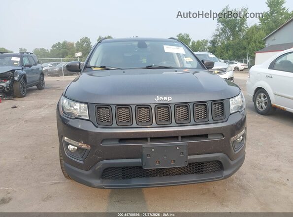 3C4NJDBB9HT628274 2017 JEEP COMPASS Gray ხელსაწყოთა პანელის ხედი