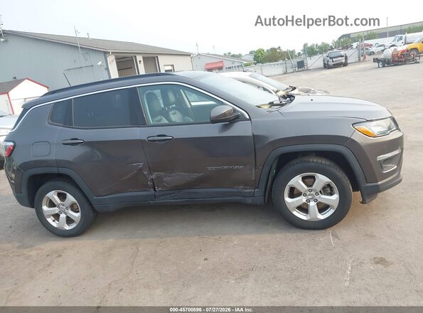 3C4NJDBB9HT628274 2017 JEEP COMPASS Gray უკანა სალონის ხედი