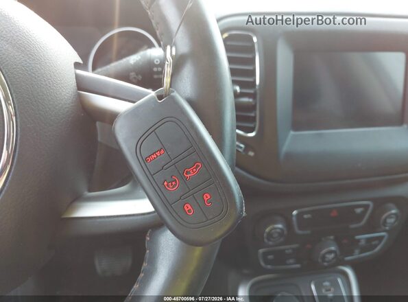 3C4NJDBB9HT628274 2017 JEEP COMPASS Gray წინა პანელის ხედი