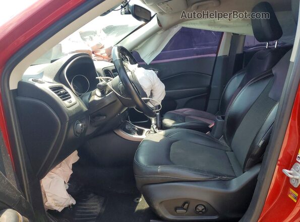3C4NJDBB9JT254657 2018 JEEP COMPASS Red Вид салону спереду