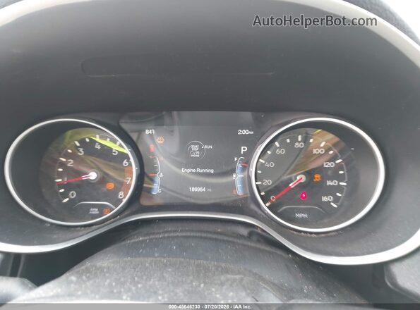 3C4NJDBB9JT373437 2018 JEEP COMPASS Red Հետևի նստատեղերի տեսք