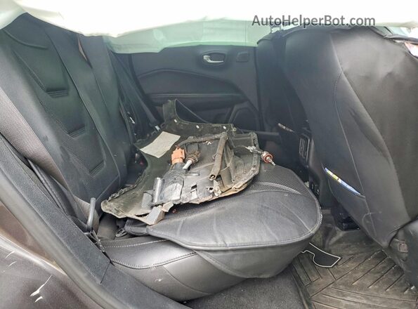 3C4NJDBB9KT622790 2019 JEEP COMPASS Угольный Вид задней части салона
