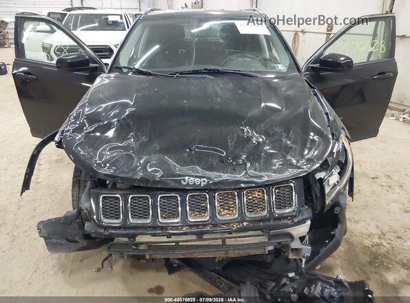 3C4NJDBB9KT697067 2019 JEEP COMPASS Black Rear view