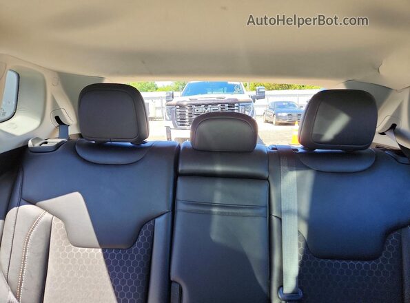 3C4NJDBB9LT139978 2020 JEEP COMPASS White Rear seats view