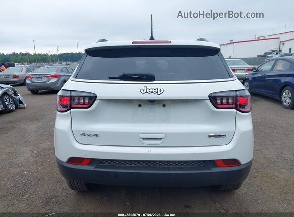 3C4NJDBB9NT185992 2022 JEEP COMPASS White 
