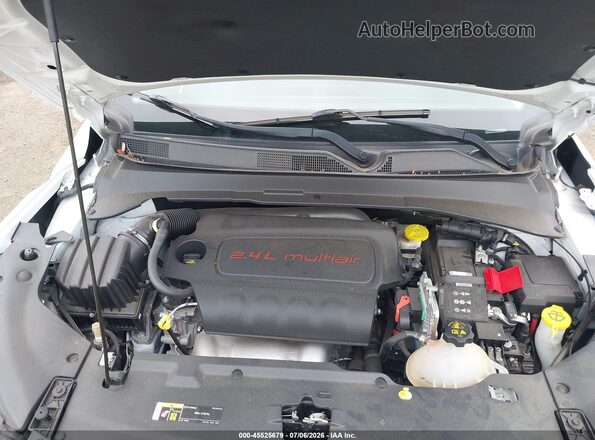 3C4NJDBB9NT185992 2022 JEEP COMPASS White Rear view