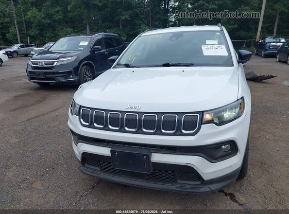 3C4NJDBB9NT185992 2022 JEEP COMPASS White Instrument cluster view