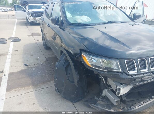 3C4NJDBBXJT238189 2018 JEEP COMPASS Black Widok z przodu