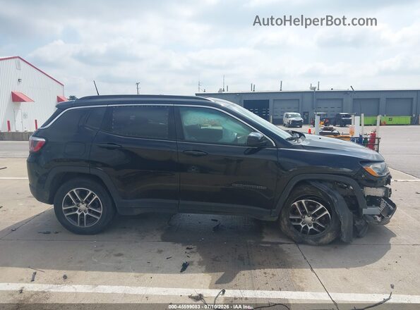 3C4NJDBBXJT238189 2018 JEEP COMPASS Black Widok wnętrza z tyłu