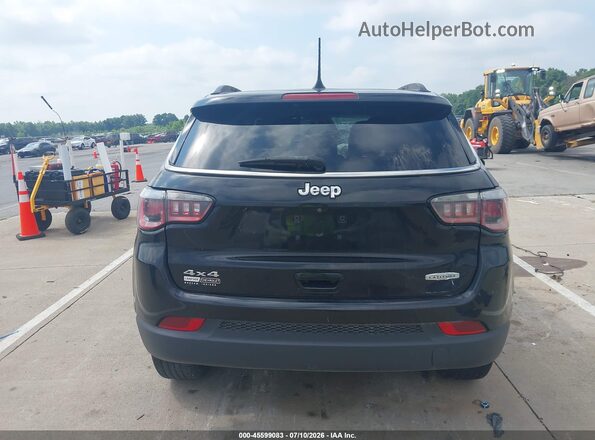 3C4NJDBBXJT238189 2018 JEEP COMPASS Black 