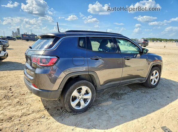 3C4NJDBBXJT315658 2018 JEEP COMPASS Gray Задня права чверть