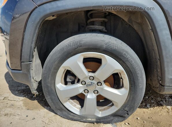 3C4NJDBBXJT315658 2018 JEEP COMPASS Gray 