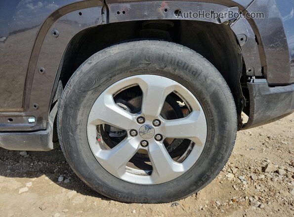 3C4NJDBBXJT315658 2018 JEEP COMPASS Gray 