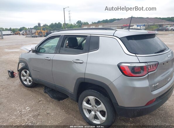 3C4NJDBBXKT742257 2019 JEEP COMPASS Silver Tył lewy