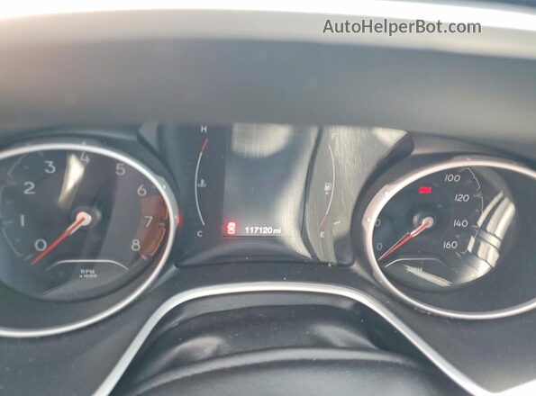 3C4NJDBBXLT174612 2020 JEEP COMPASS Silver Vista del cuadro de instrumentos