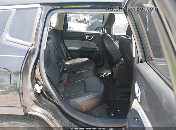 3C4NJDBBXNT136199 2022 JEEP COMPASS Black VIN კოდის სტიკერის ხედი