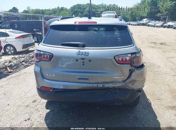 3C4NJDBBXNT210477 2022 JEEP COMPASS Silver 